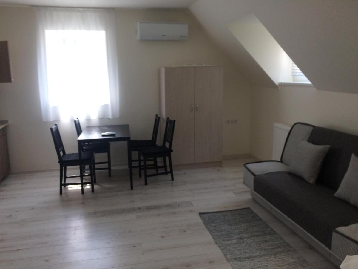 Appartement Harmonia Panzio à Bogács Extérieur photo
