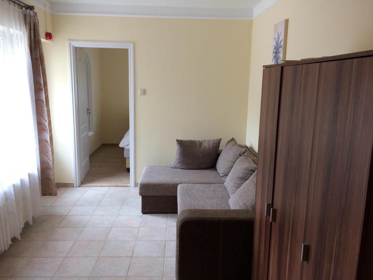 Appartement Harmonia Panzio à Bogács Extérieur photo