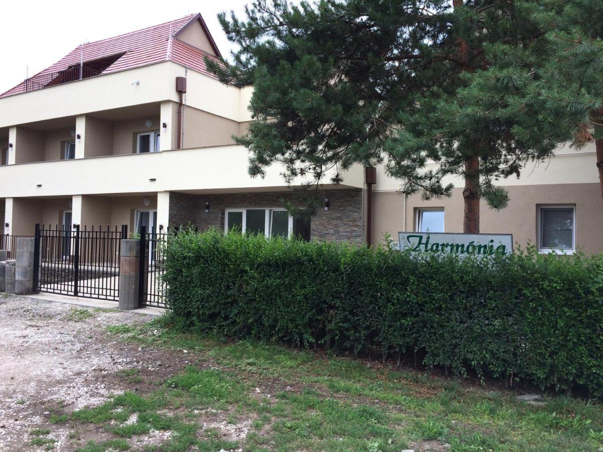 Appartement Harmonia Panzio à Bogács Extérieur photo