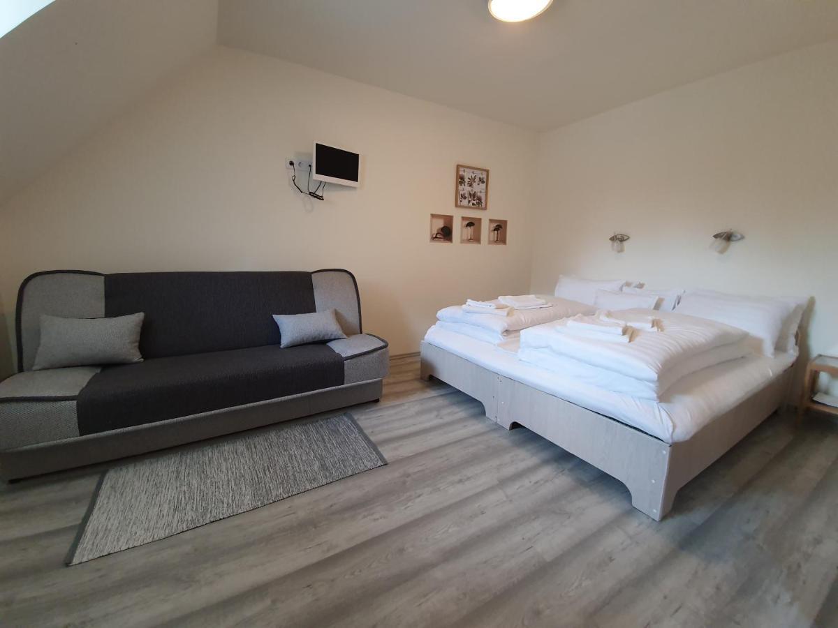 Appartement Harmonia Panzio à Bogács Extérieur photo