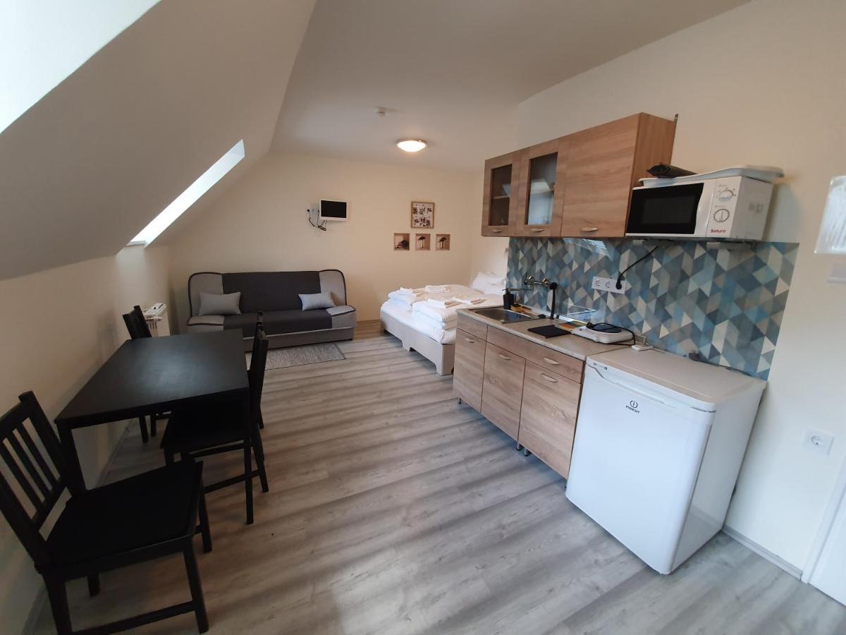 Appartement Harmonia Panzio à Bogács Extérieur photo